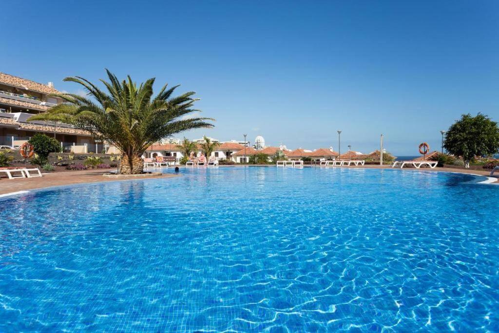 Prachtig Luxe Appartement Met Zeezicht San Miguel de Abona Luaran gambar