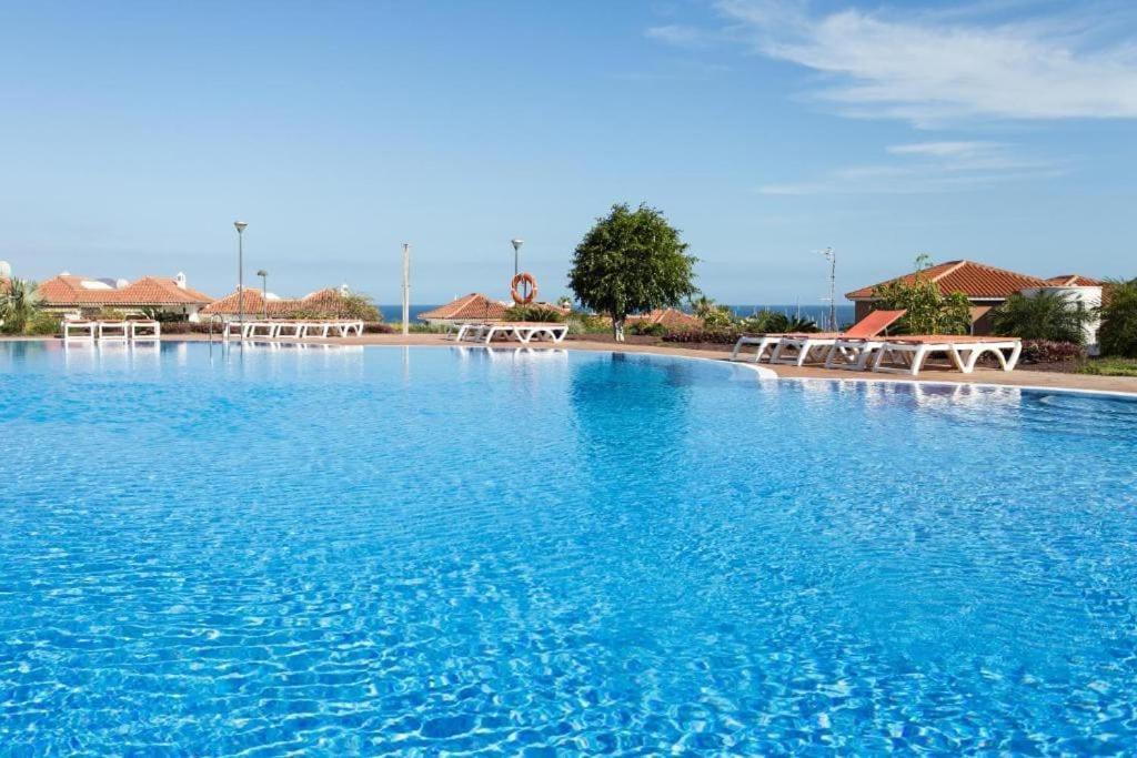 Prachtig Luxe Appartement Met Zeezicht San Miguel de Abona Luaran gambar